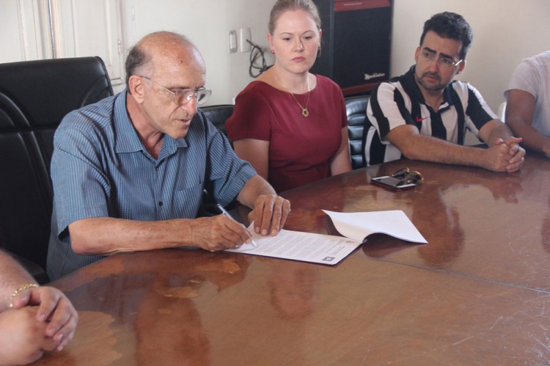 Prefeitura encaminha Projeto de Lei que regulamenta a incorporação do adicional aos servidores do Pronto Socorro